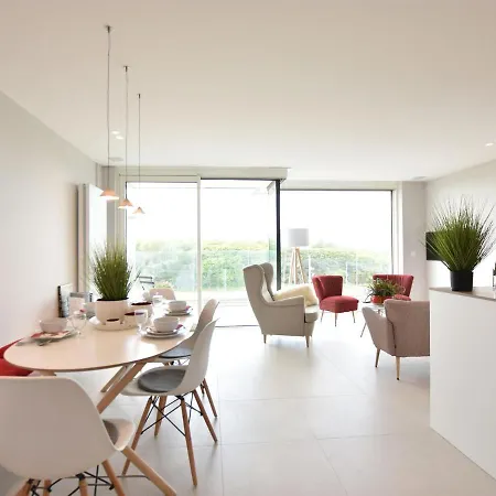 Modern In With Balcony Διαμέρισμα Bredene
